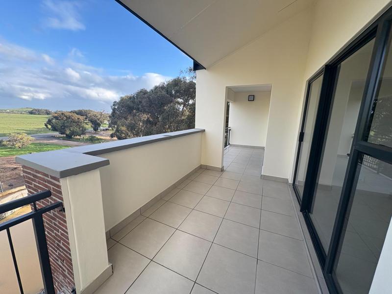 To Let 1 Bedroom Property for Rent in Richwood Western Cape